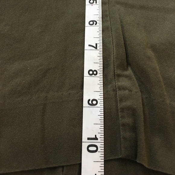 Gap women’s straight Bermuda shorts - Picture 3 of 6